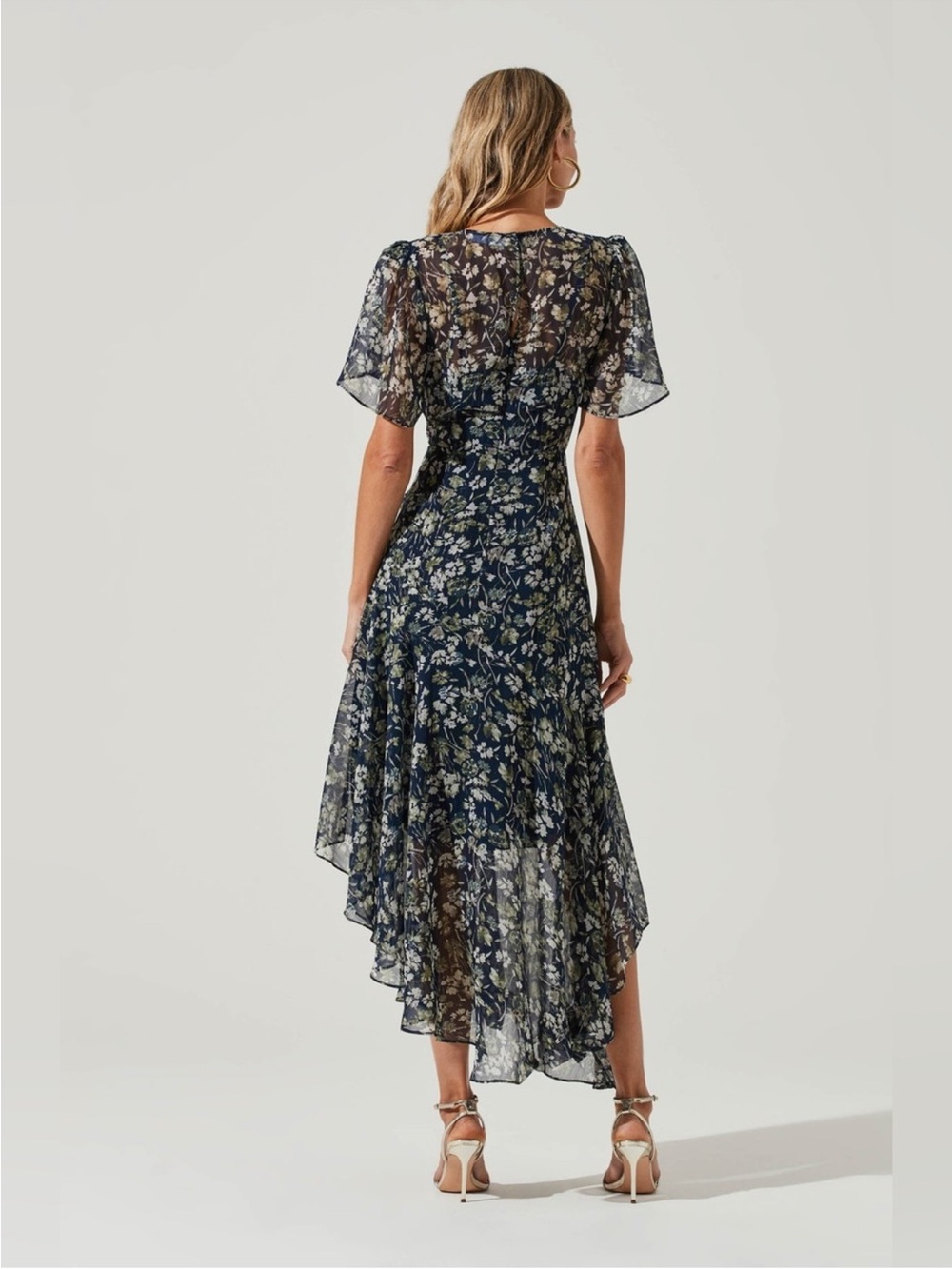 ASTR the Label Floral Flutter Sleeve Maxi Dress - Picture 2 of 16